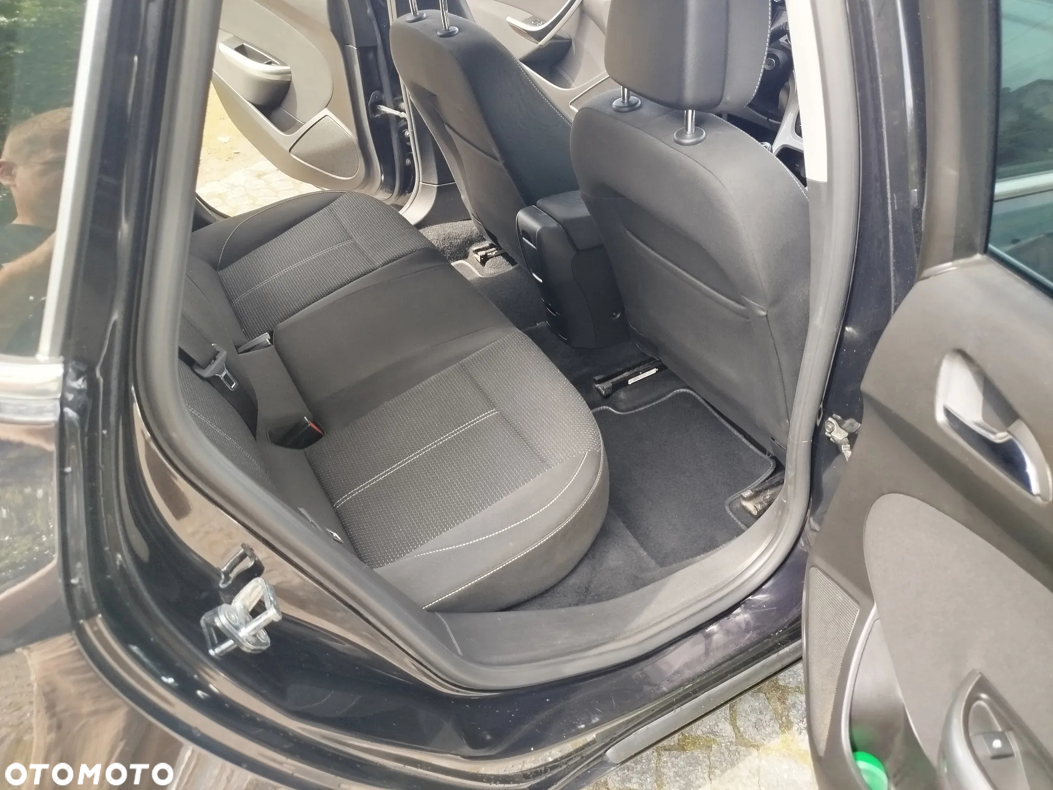 Opel Astra - 16