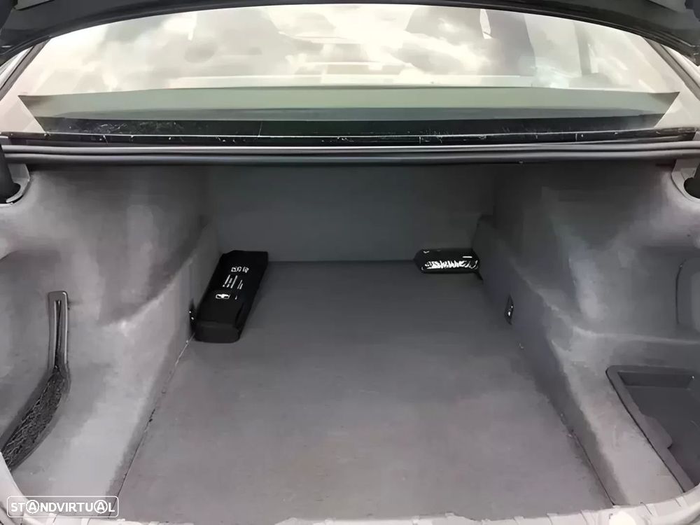 BMW 740 d Pack M - 11