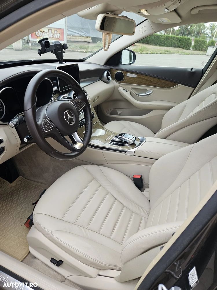 Mercedes-Benz C 220 CDI DPF (BlueEFFICIENCY) 7G-TRONIC Elegance - 12