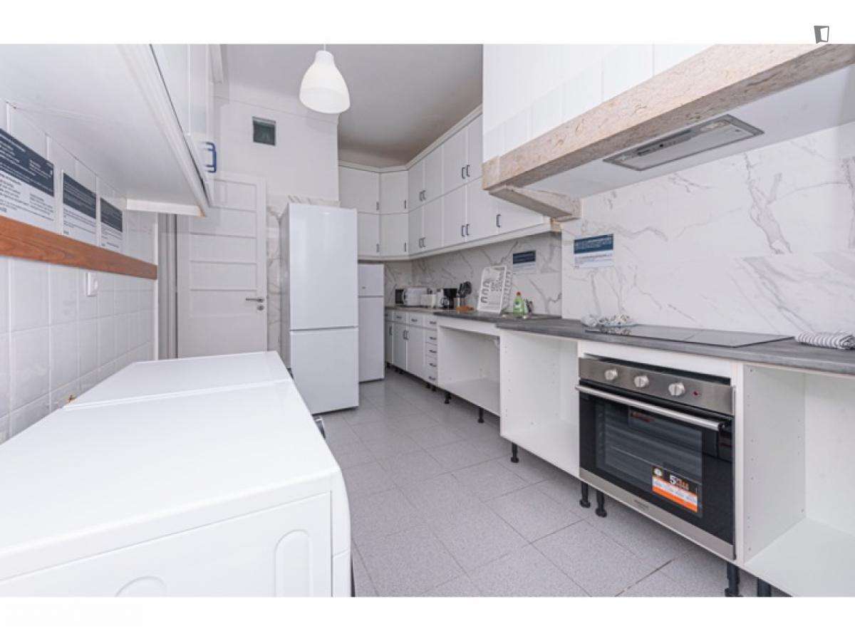 Quarto - localizado em Lapa Lisbon - Grande imagem: 4/15
