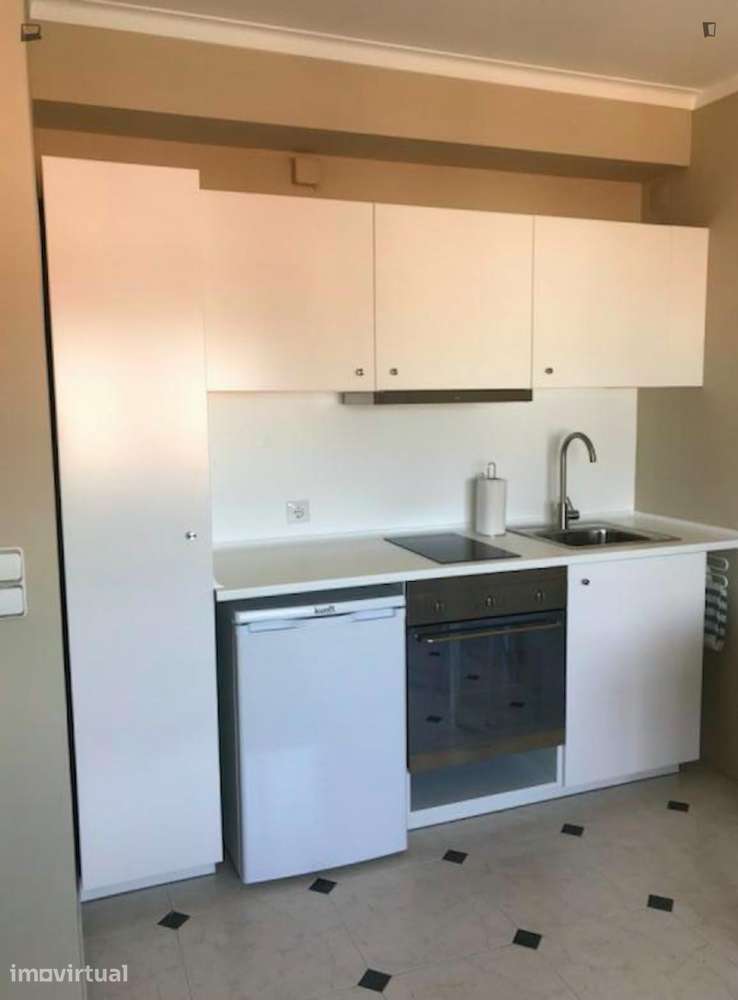 Apartamento com 1 quartos - localizado em Campolide Lisbon - Grande imagem: 4/8