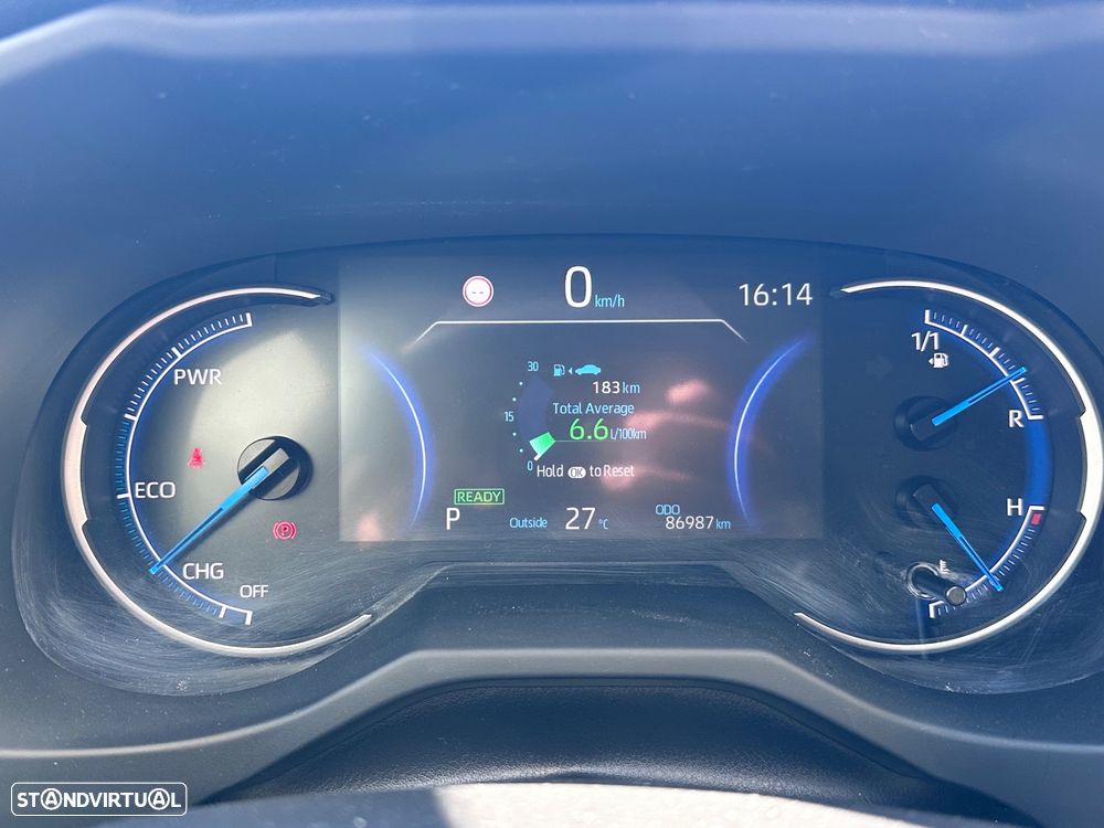 Toyota RAV4 2.5 HDF Comfort — fotografia 10