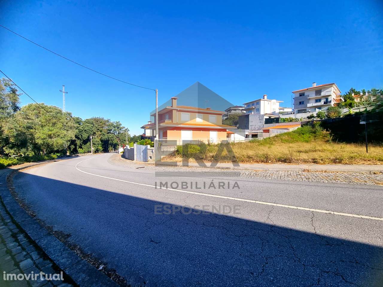 Terreno para Construção – 695m² - Grande imagem: 2/5