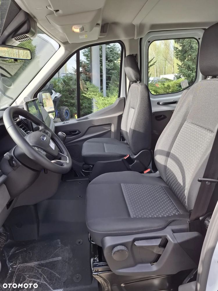 Ford Transit - 17