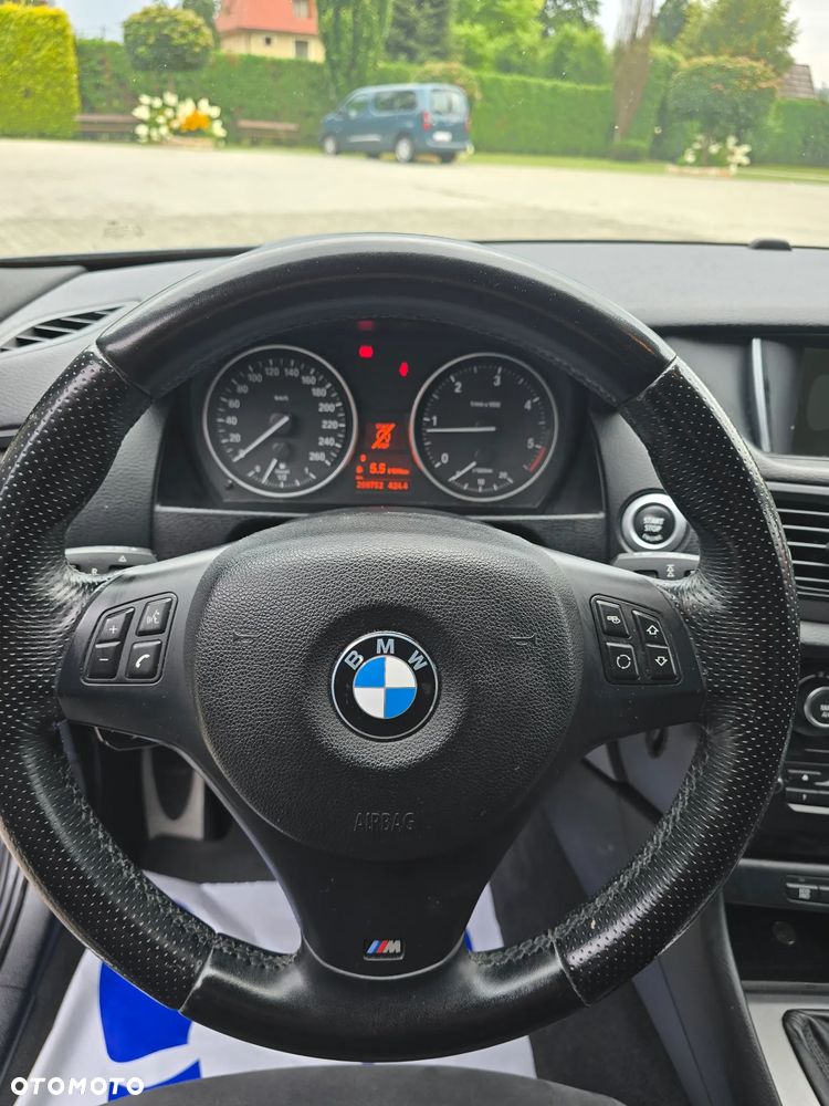 BMW X1 xDrive18d xLine - 28