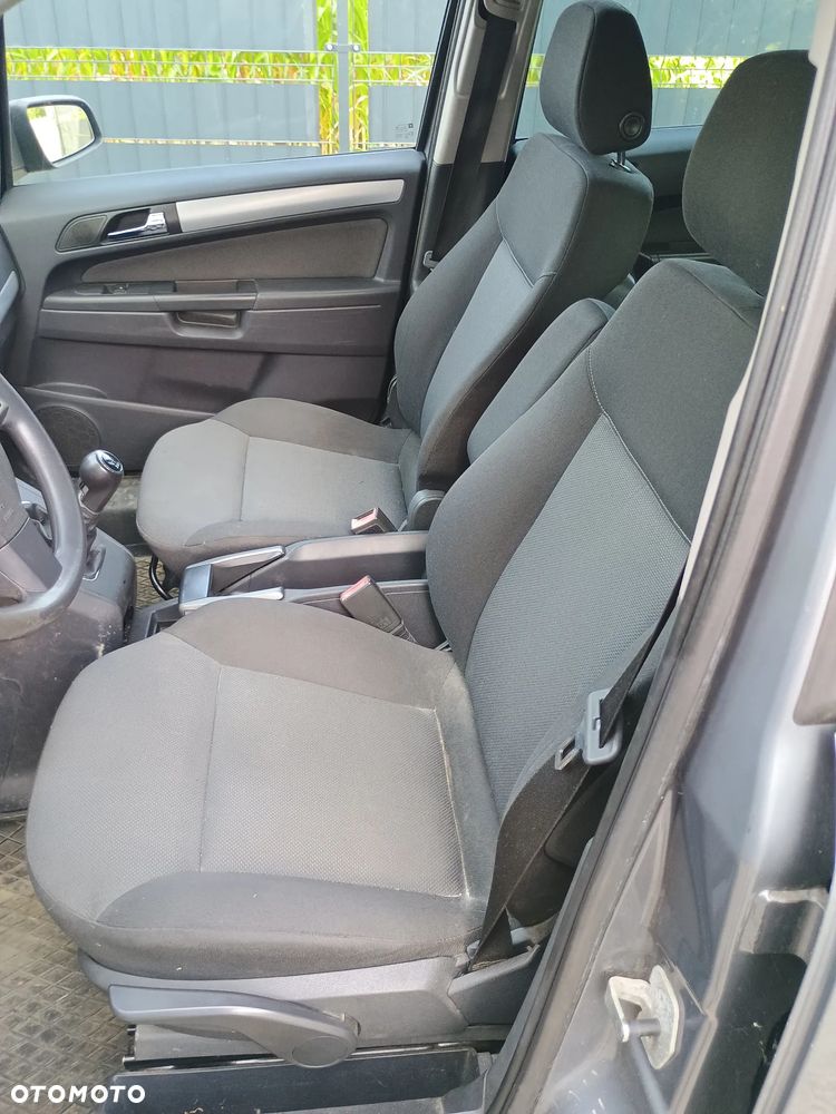 Opel Zafira - 6