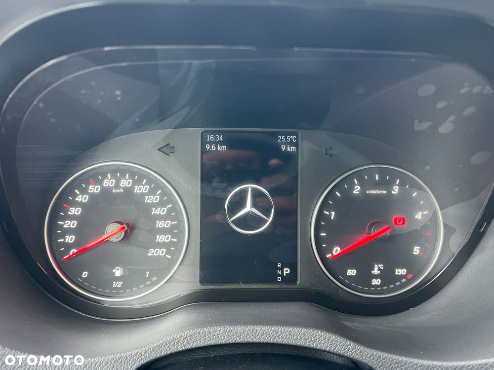 Mercedes-Benz Sprinter - 6
