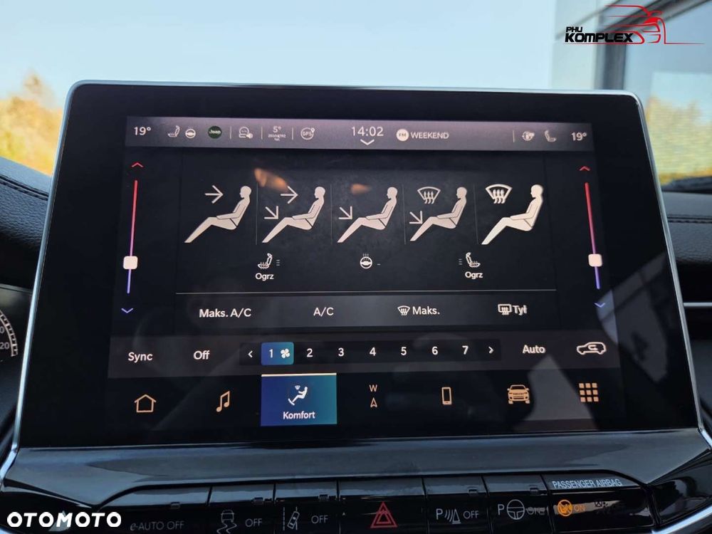 Jeep Compass - 22