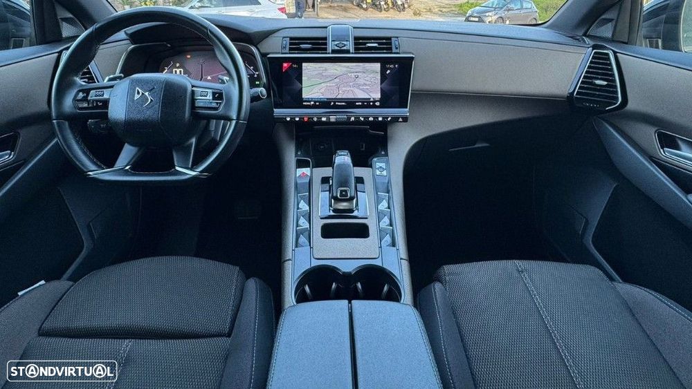 DS DS7 Crossback 1.5 BlueHDi Bastille+ EAT8 - 17