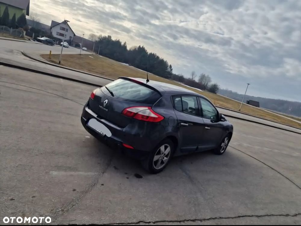 Renault Megane 2.0 140 CVT Luxe - 5