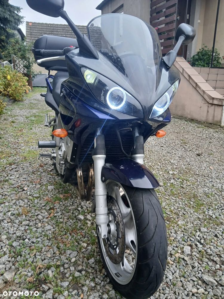 Yamaha FZ6 - 3
