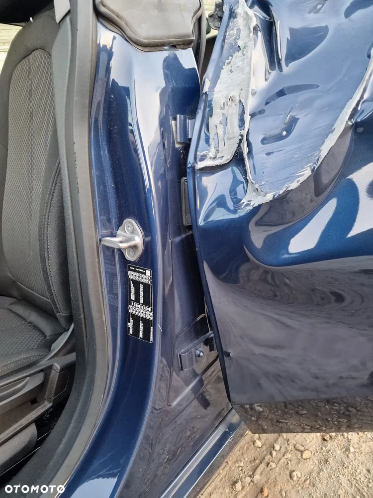 BMW Seria 2 218i Advantage - 29