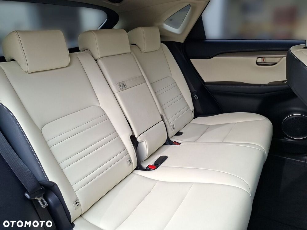 Lexus NX 300 F Impression AWD - 22