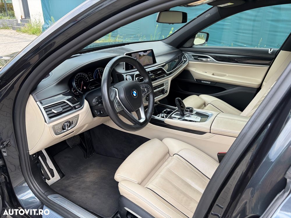 BMW Seria 7 - 8