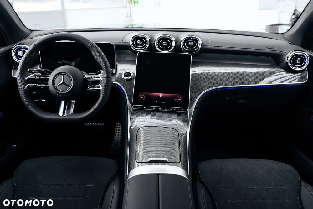 Mercedes-Benz GLC 300 mHEV 4-Matic AMG Line - 11
