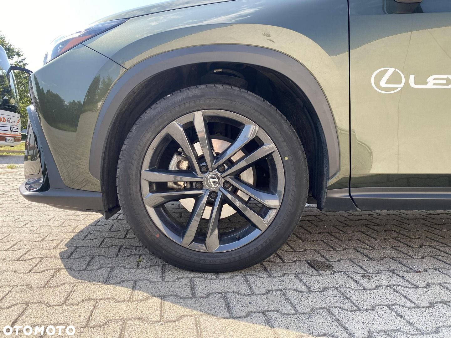Lexus NX - 19