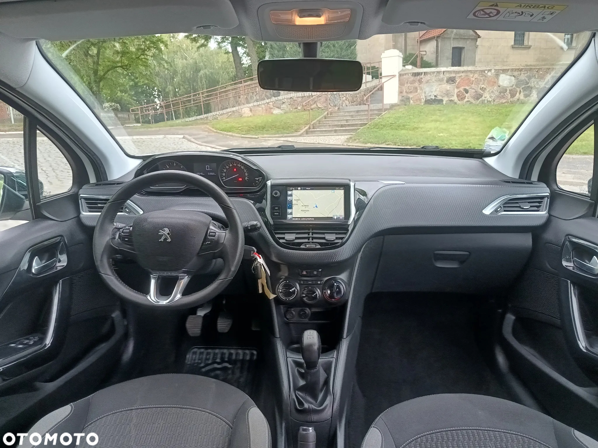 Peugeot 208 e-HDi 92 Stop&Start Style - 5