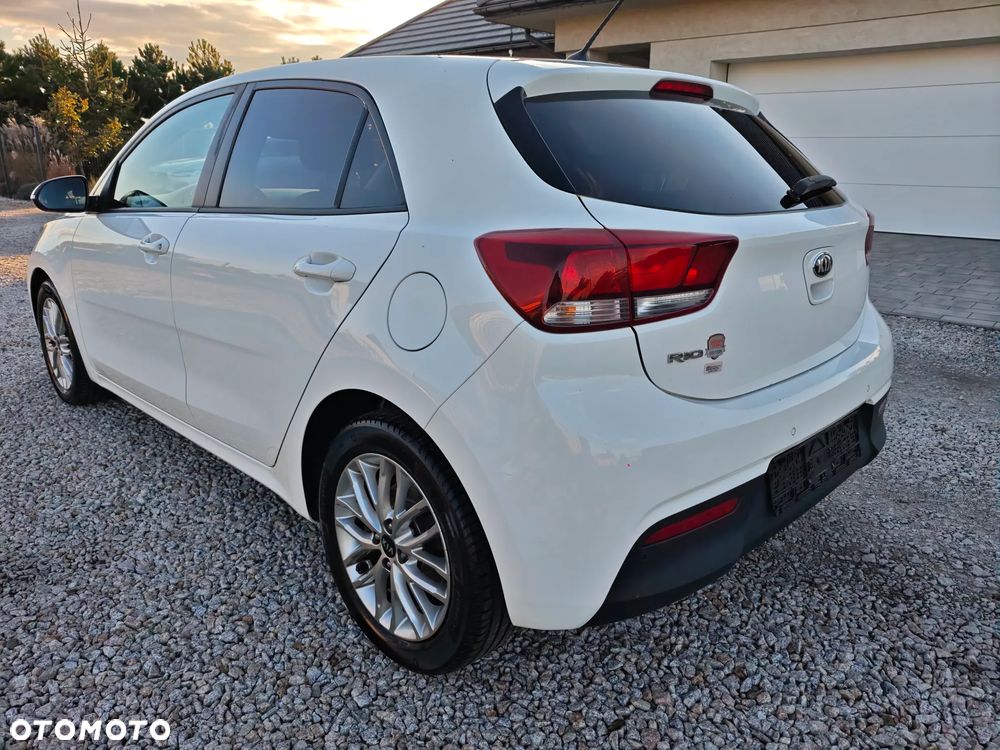 Kia Rio 1.2 ISG Dream-Team Edition - 3
