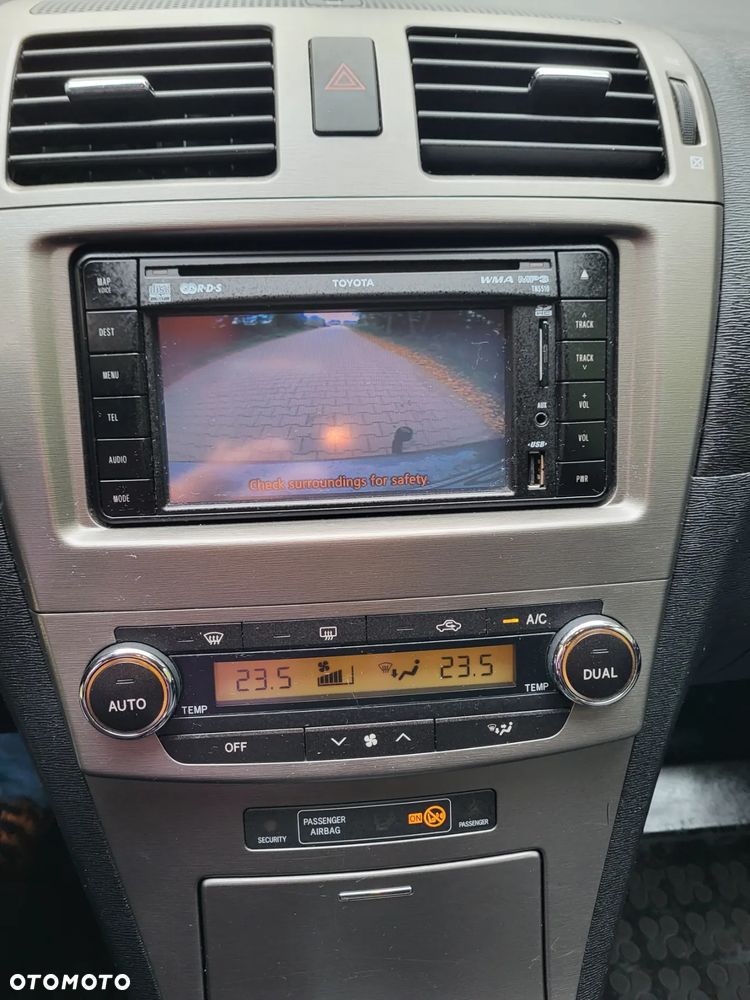 Toyota Avensis 2.0 D-4D Sol - 13