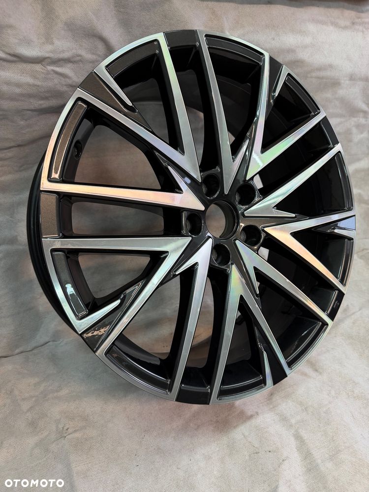 Felga aluminiowa  LEXUS NX II 7,5X20ET35 5X114,3 7.5" x 20" 5x114.3 ET 35 - 2