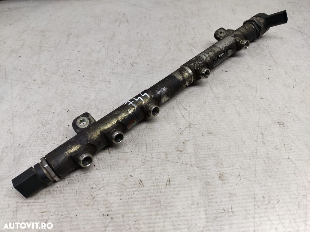 Rampa injectoare A6460701895 0445214161 2.2 cdi om646.980 Mercedes-Be - 1