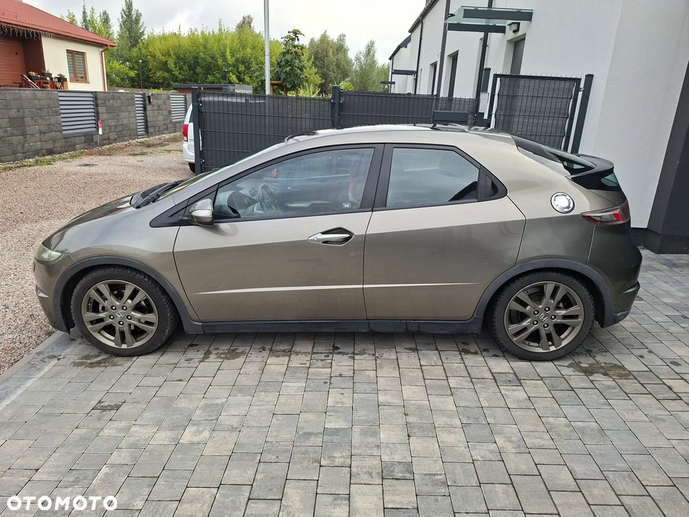 Honda Civic 1.8 Executive - 4
