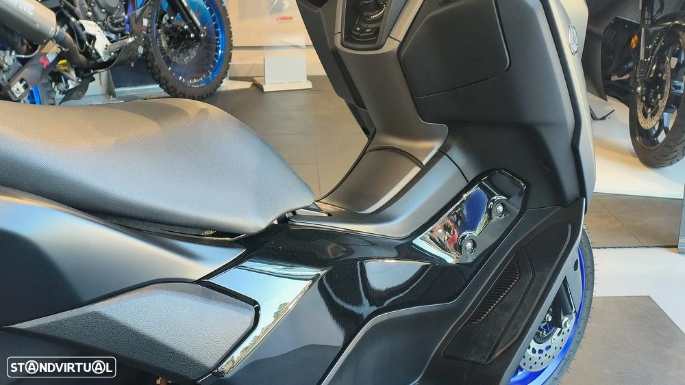 Yamaha NMAX 125 - 5