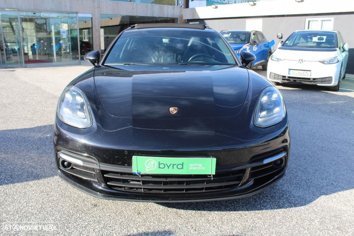 Porsche Panamera Sport Turismo 4 E-Hybrid - 2