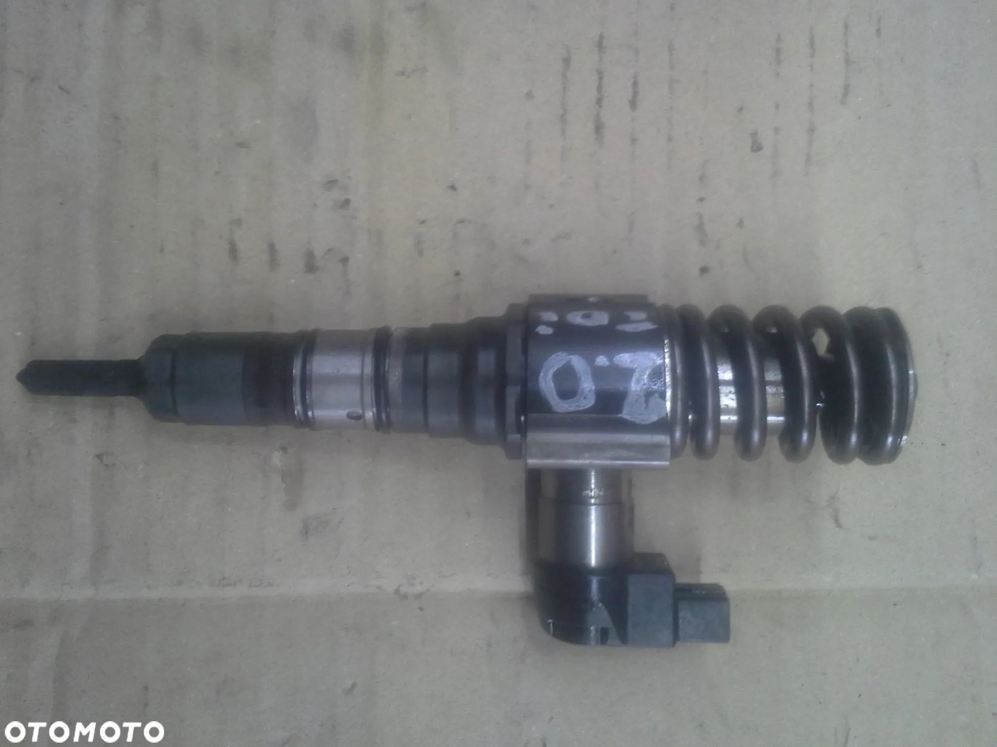 Volkswagen Passat B6 2.0 16V TDI BKP pompowtryskiwacze Continental-Siemens komplet - 4