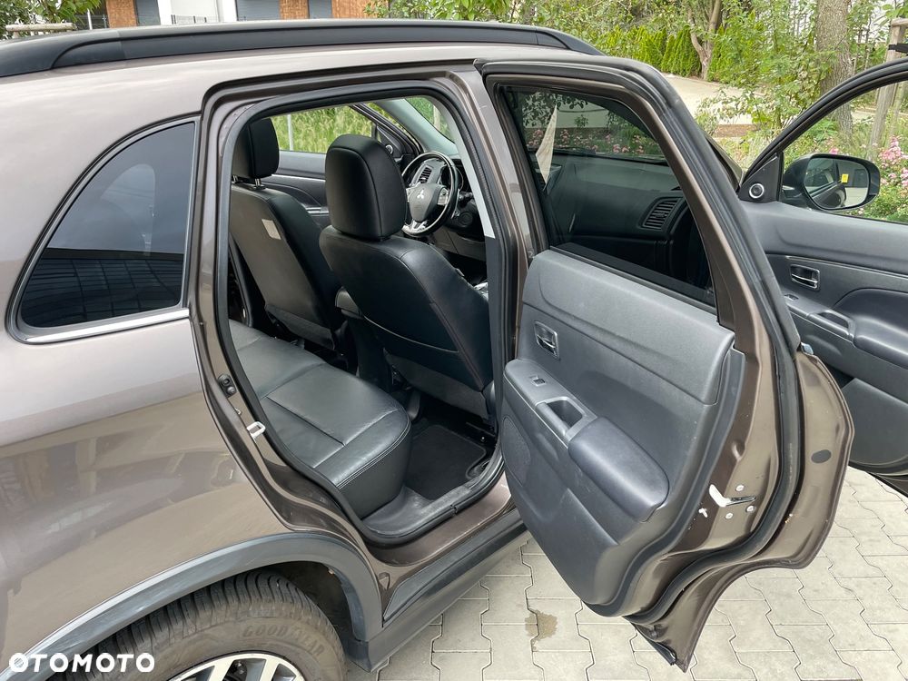 Mitsubishi ASX 2.2 DID Ralliart 4WD - 12