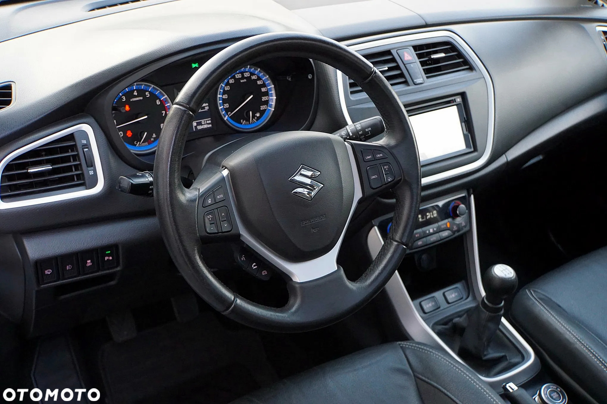 Suzuki SX4 S-Cross 1.6 VVT 4x4 limited+ - 31
