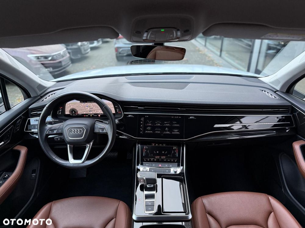 Audi Q7 - 12