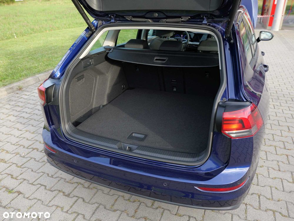 Volkswagen Golf - 9