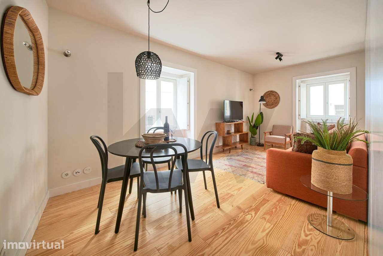 T1 DE CHARME TOTALMENTE REMODELADO COM LICENÇA AL | BAIRRO ALTO | A PO