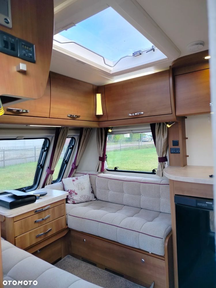 Elddis Affinity 550 - 4
