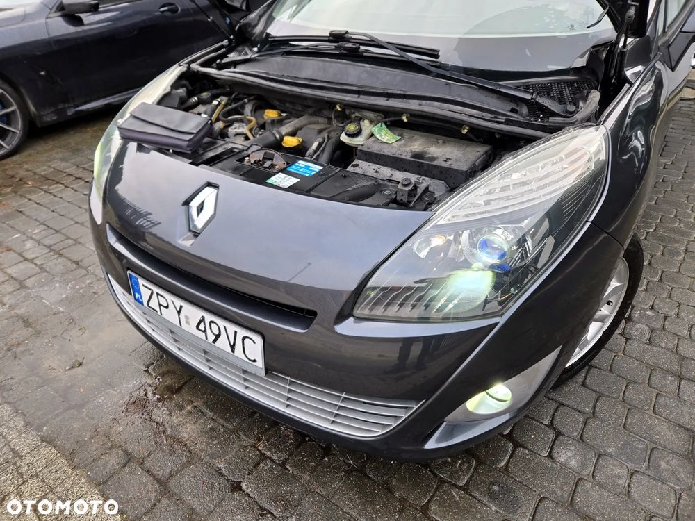 Renault Grand Scenic 1.5 dCi Privilege - 12