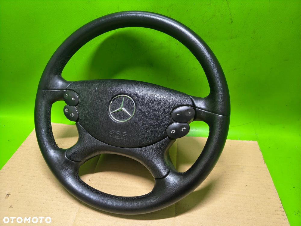 Kierownica z łopatkami skórzana w211 w219 w209 bardzo ładna CLK CLS e klasa