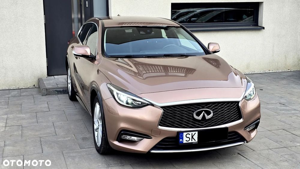 Infiniti Q30 1.6t Business Executive - 2