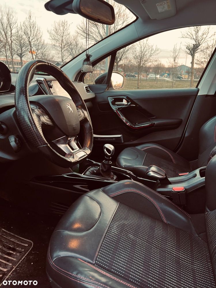 Peugeot 2008 PureTech 110 Stop&Start GT-Line Edition - 27