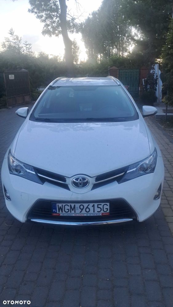 Toyota Auris - 2