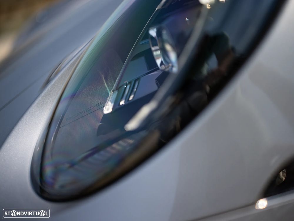 Porsche 911 (992) Carrera - 16