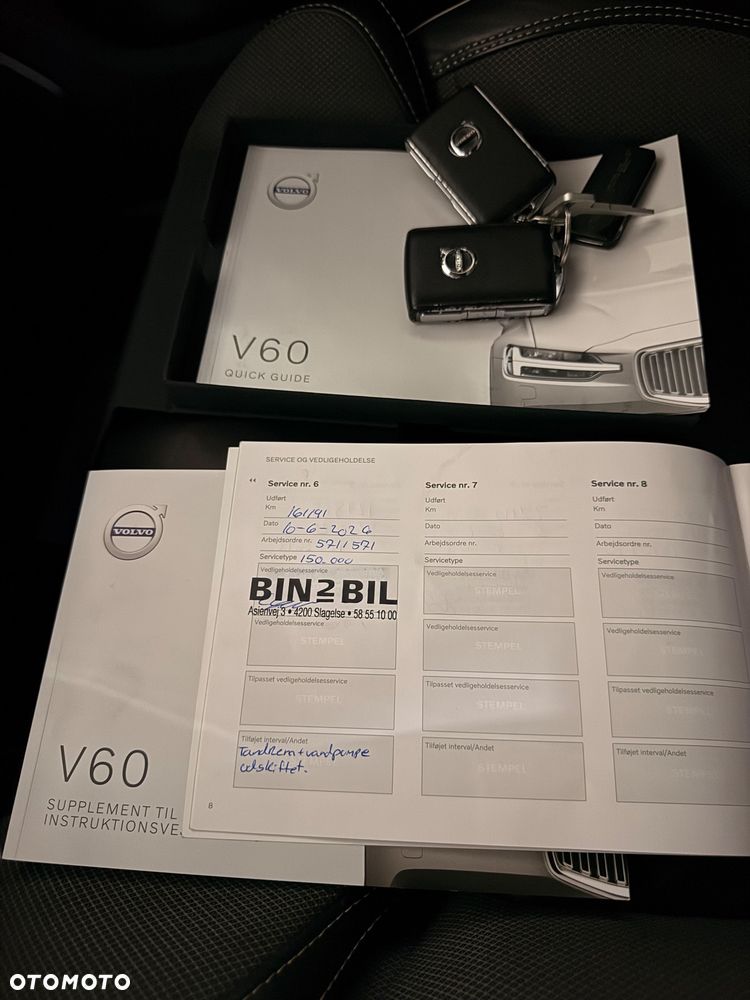 Volvo V60 D4 R-Design - 31
