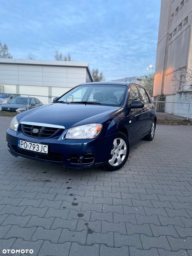 Kia Cerato 1.6 LX - 1