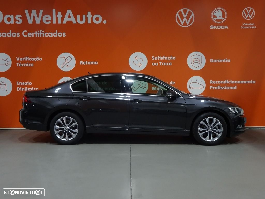 VW Passat 1.6 TDI Business P.DSG - 6