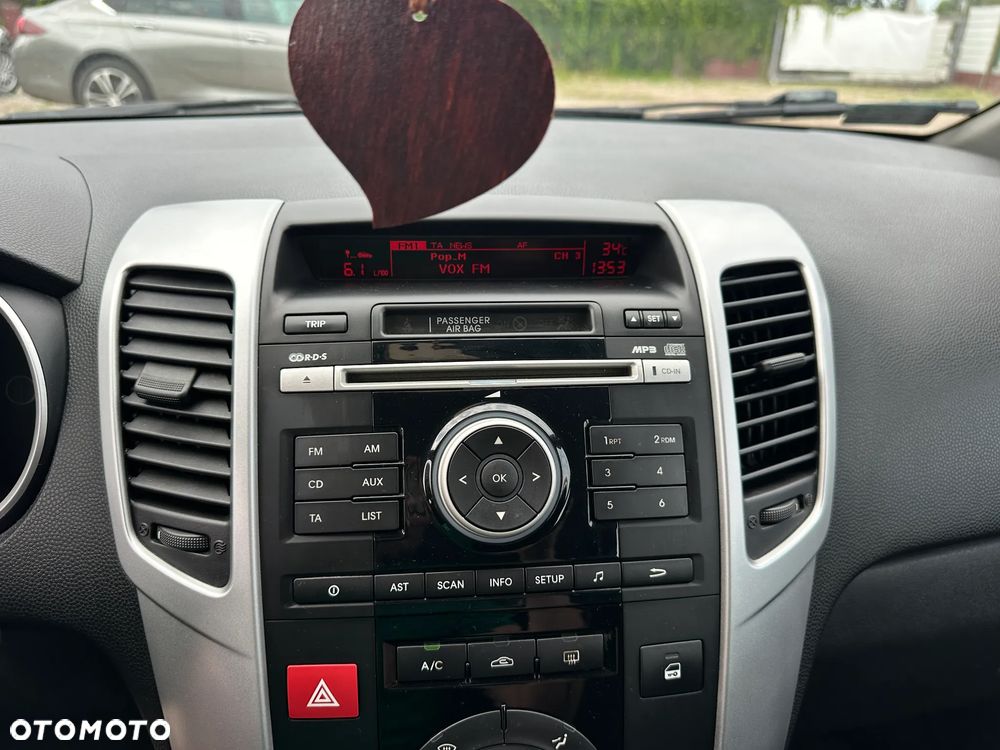 Kia Venga - 15