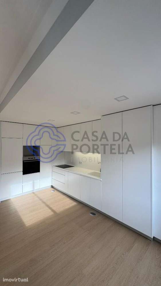 T2+1 RENOVADO STA MARINHA - Grande imagem: 2/18