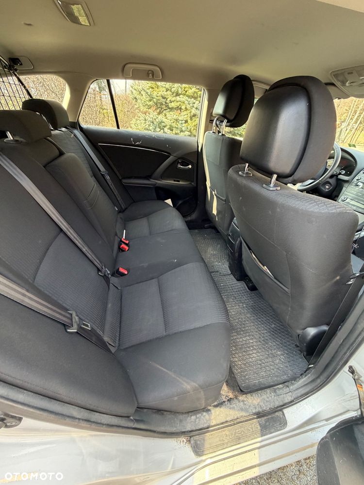 Toyota Avensis 2.0 D-4D Sol - 12
