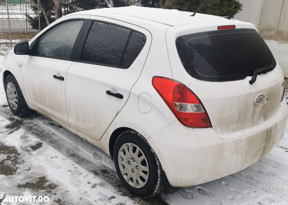 Hyundai i20 1.2 L FVM Classic - 6