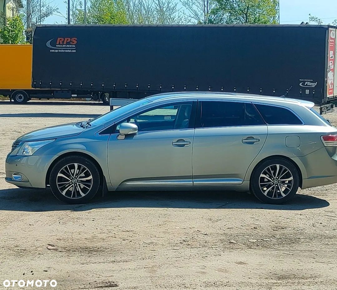 Toyota Avensis 2.0 Prestige EU5 MS - 1
