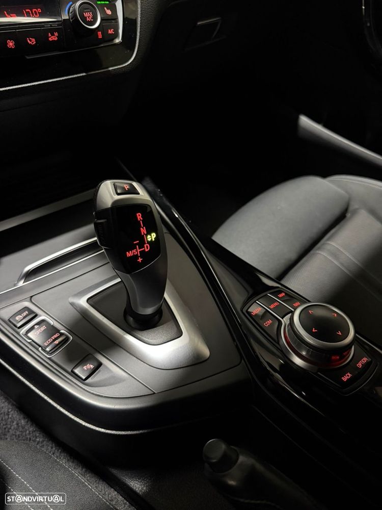 BMW 118 i Pack M Auto - 18